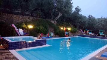 Piscine extérieure