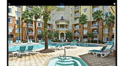 Universal-Disney Dream 2 Bedroom