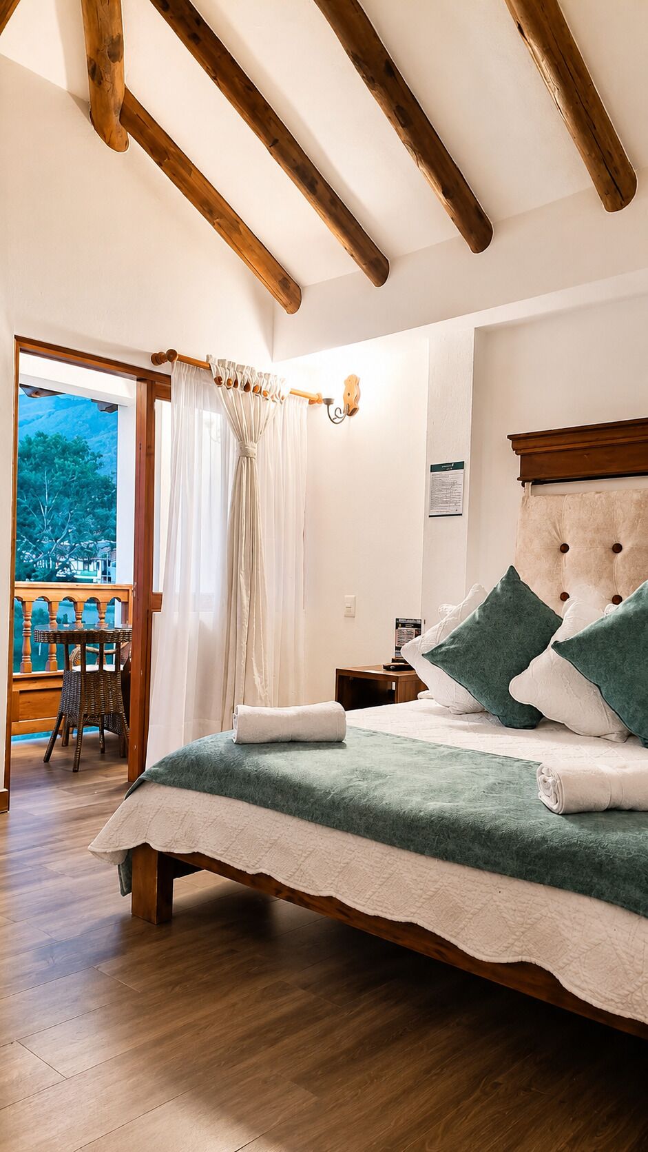 Chambre Deluxe double | Literie de qualité, couette en duvet, accès au Wi-Fi (inclus)