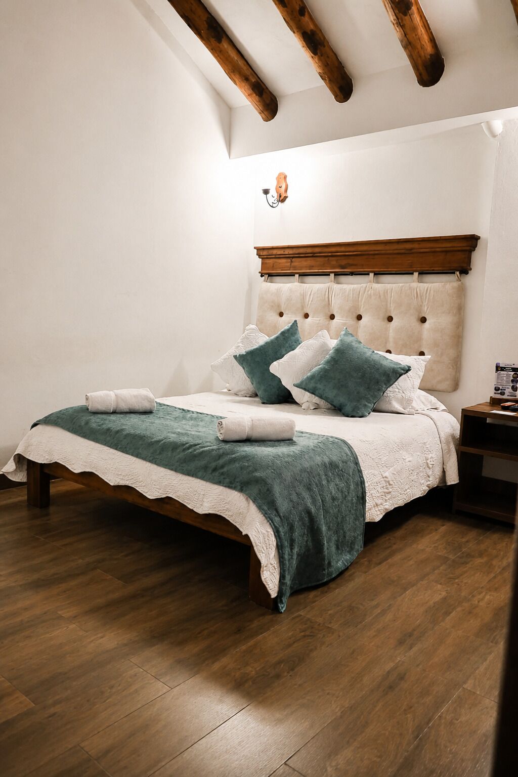 Kamar Double Standar | Seprai premium, selimut bulu angsa, Wi-Fi gratis, dan seprai linen