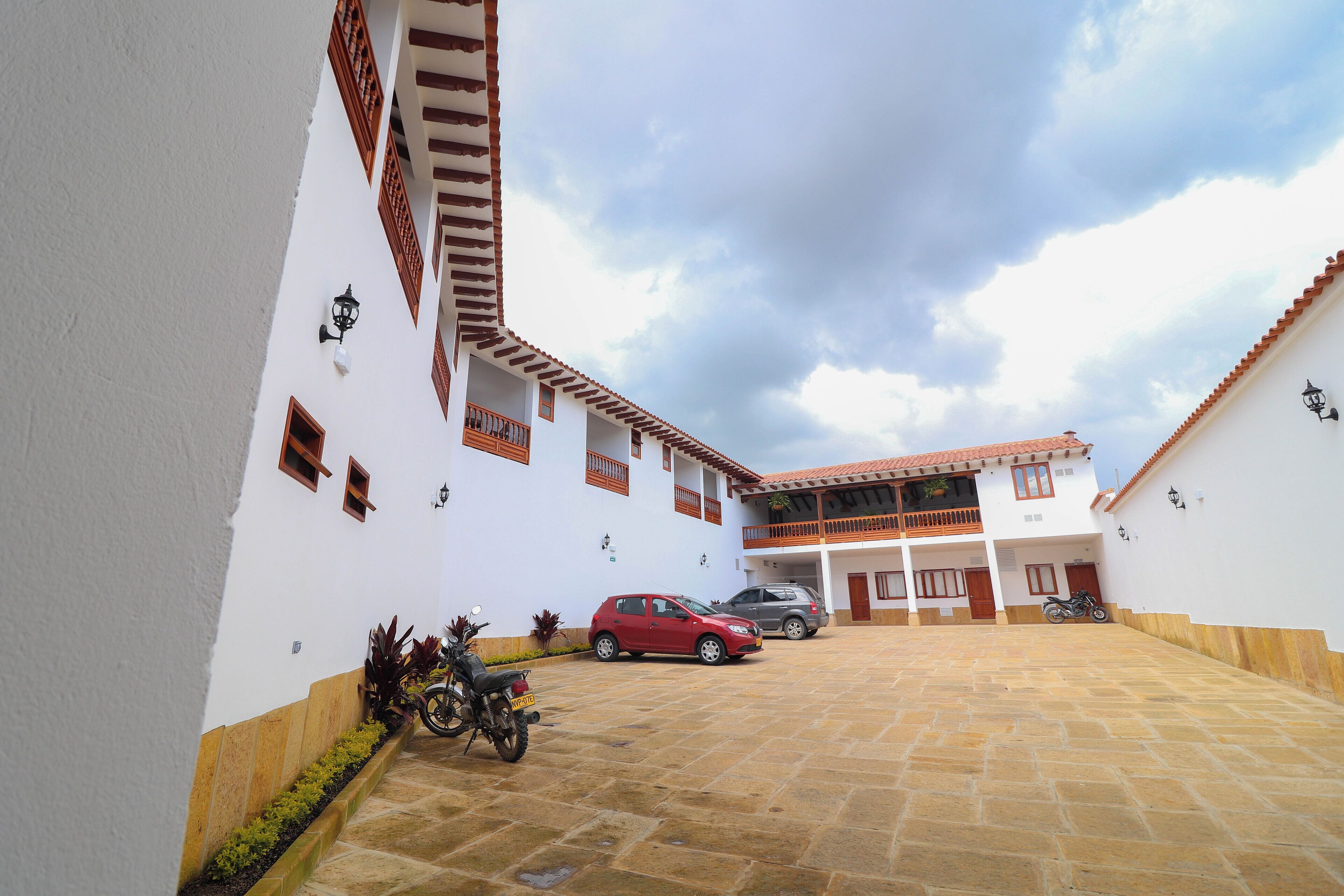 Valet parking (surcharge)