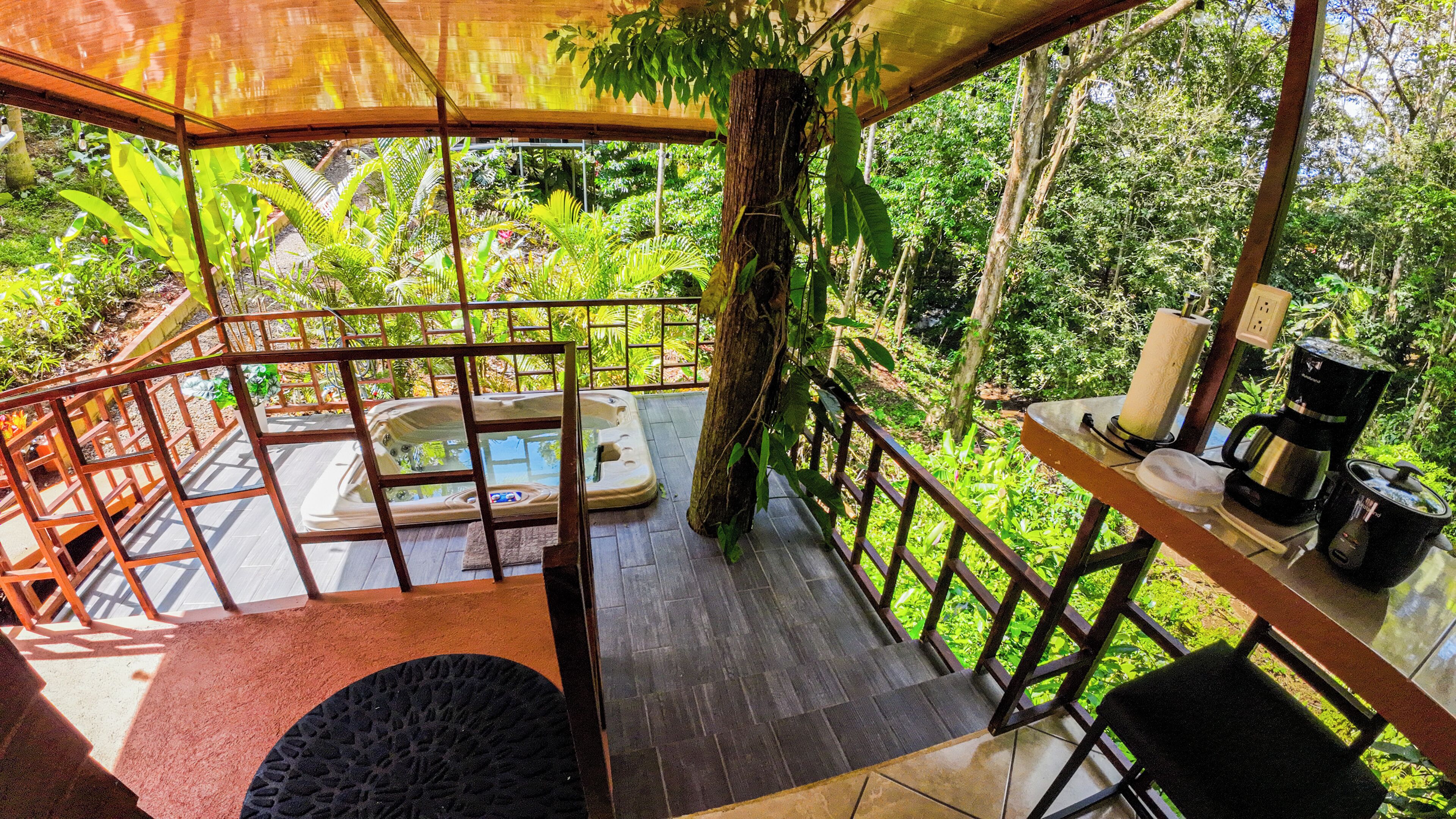 Exclusive Bungalow | Premium bedding, blackout drapes, free WiFi, bed sheets
