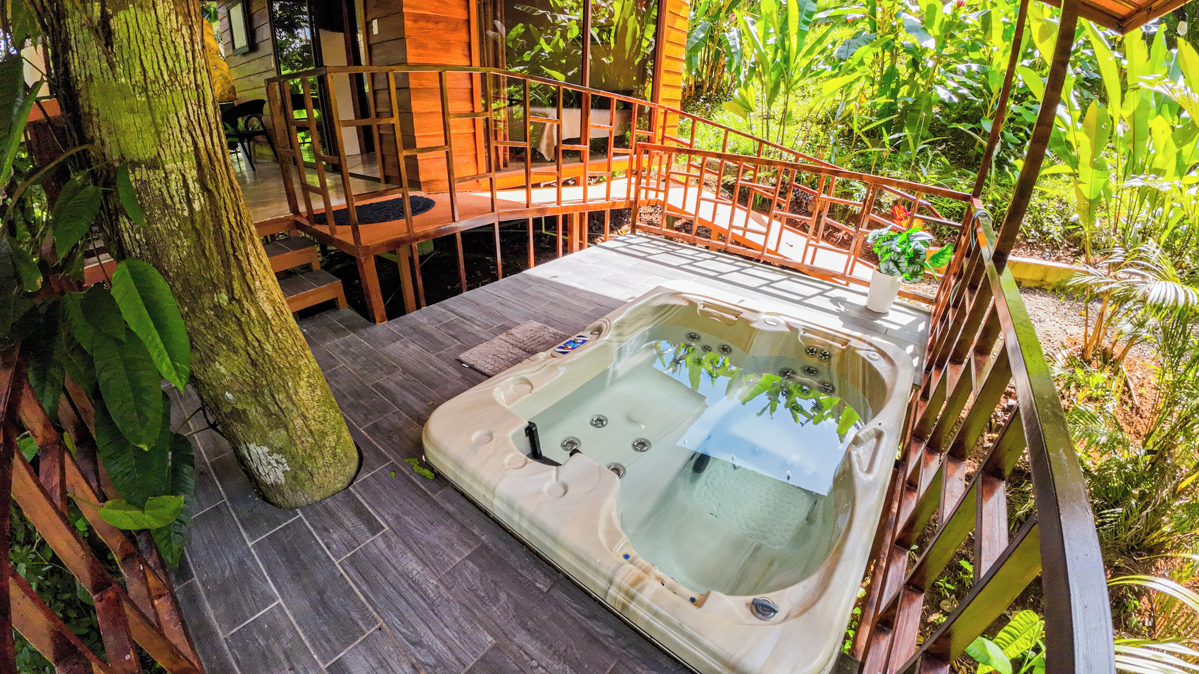 Exclusive Bungalow | Premium bedding, blackout curtains, free WiFi, bed sheets