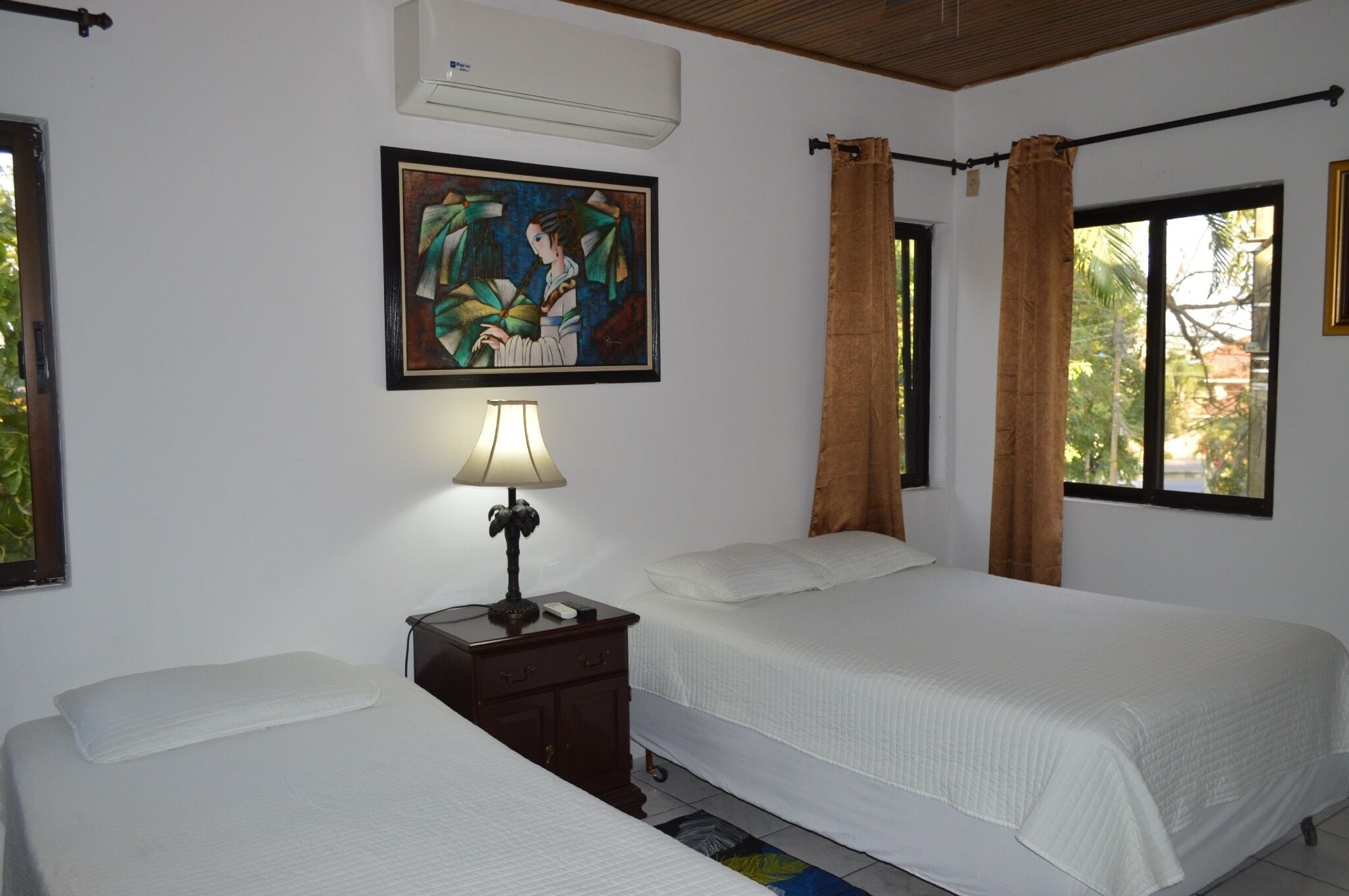 3 chambres, Wi-Fi gratuit, draps fournis