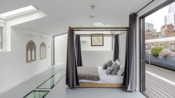 4 bedrooms, WiFi