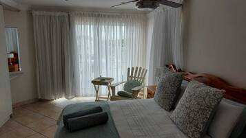 4 chambres, bureau, fer et planche Ă repasser, Wi-Fi