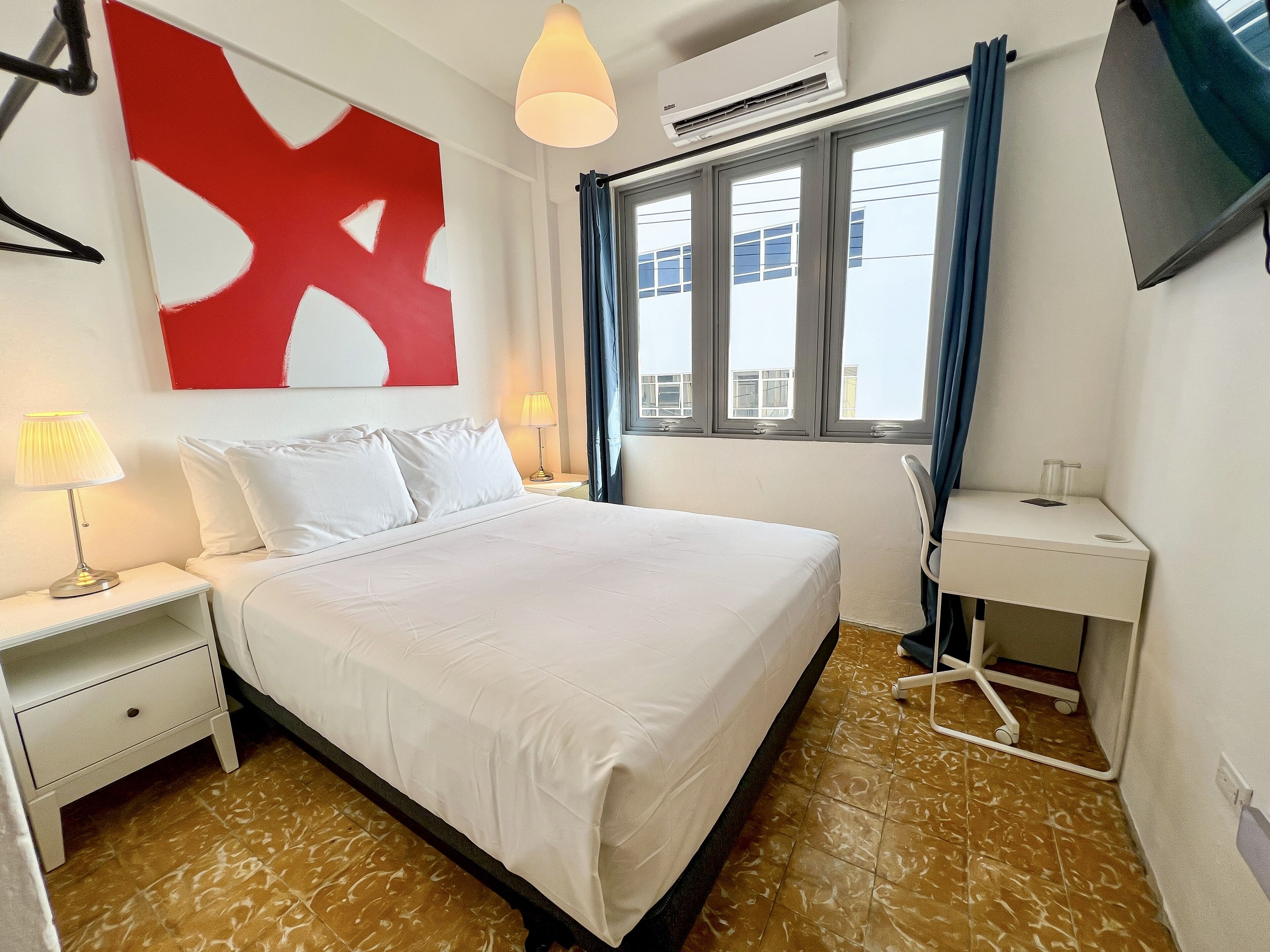 Photo - Urbana Hotel