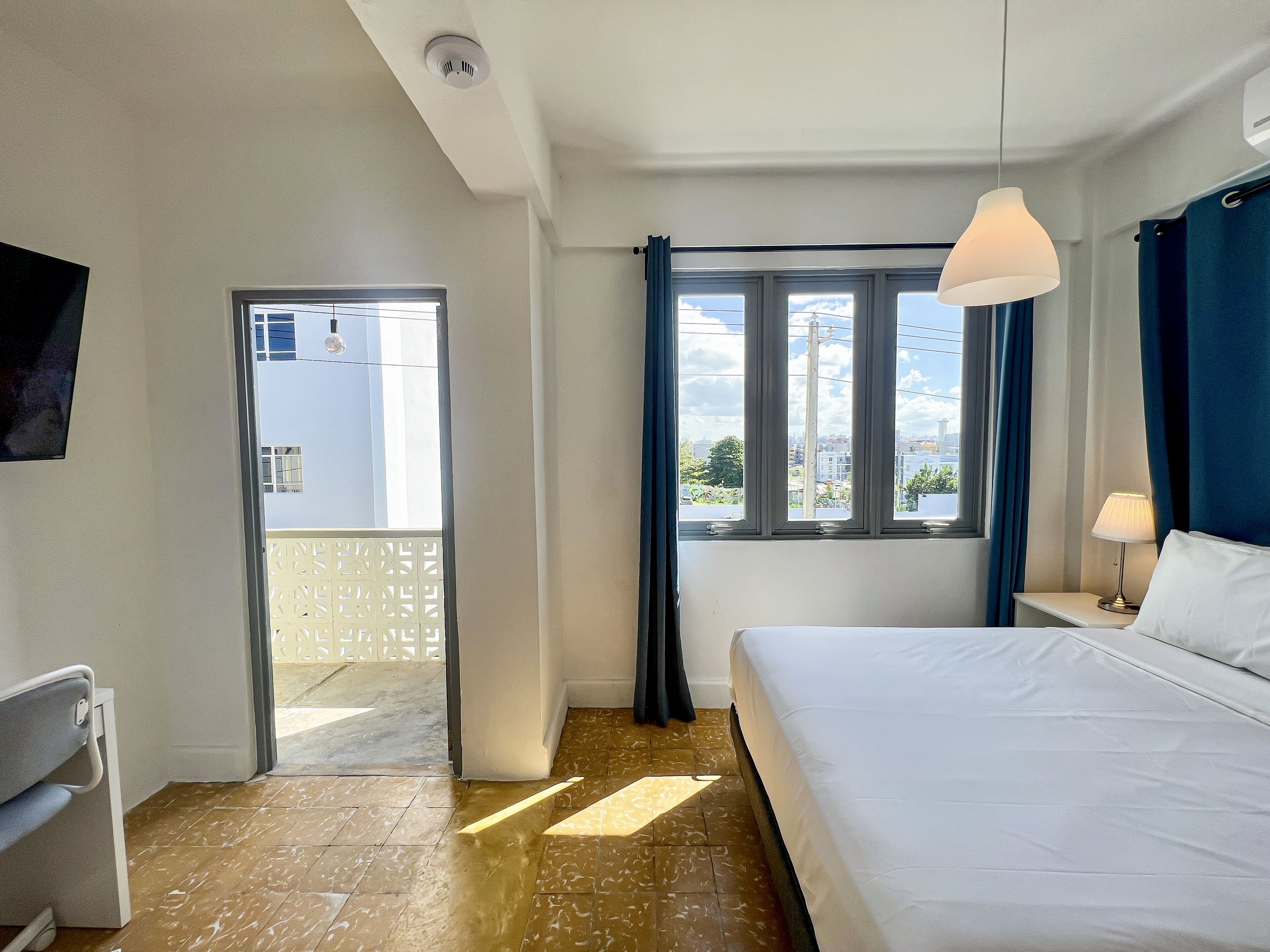 Photo - Urbana Hotel