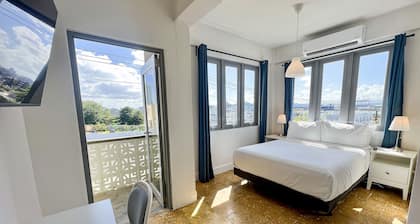 Urbana Hotel