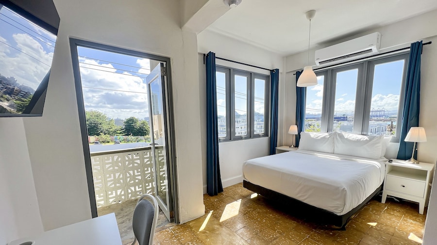 Urbana Hotel