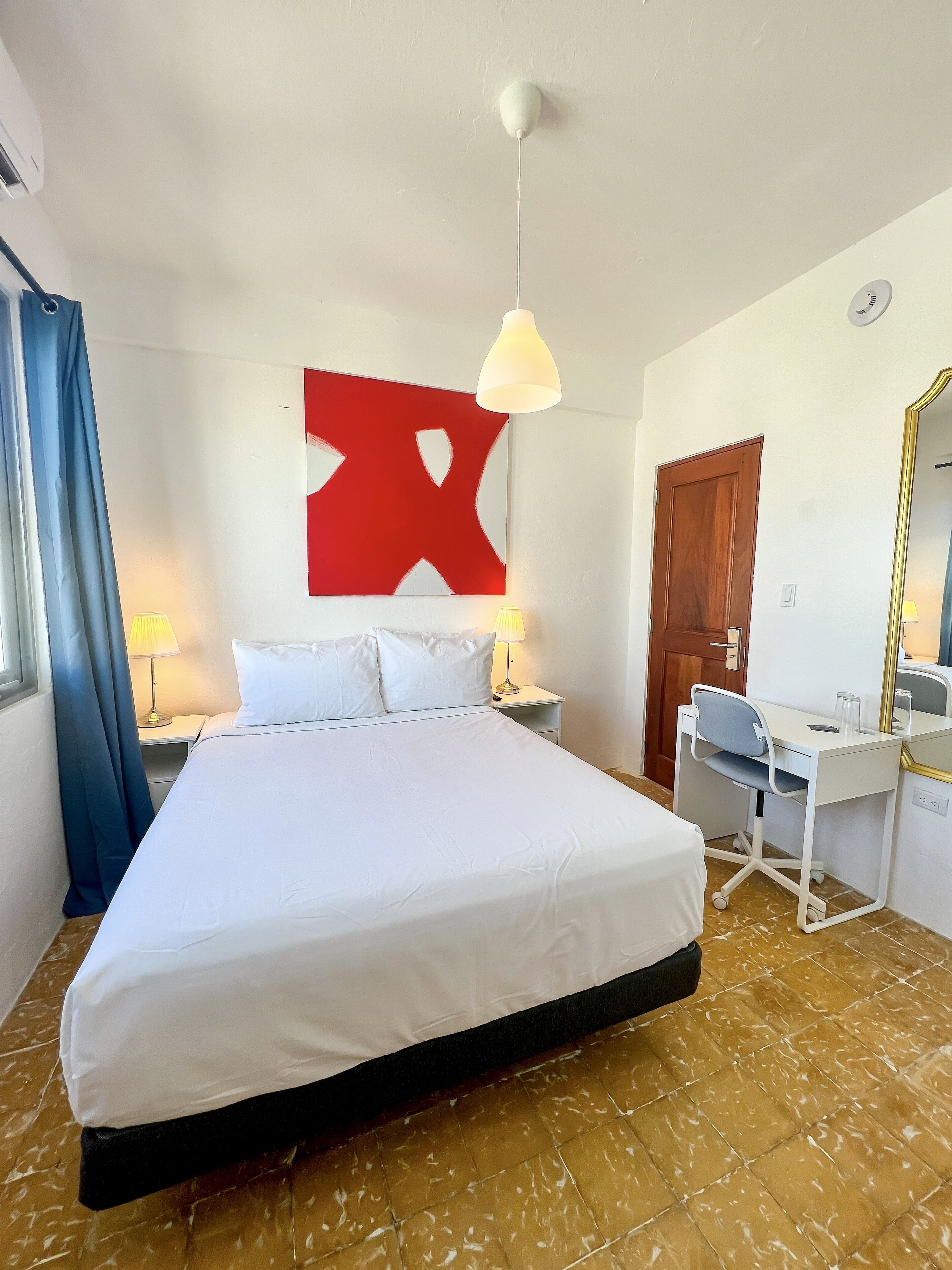 Photo - Urbana Hotel