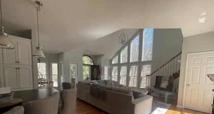 Mountain Bliss Retreat, near Asheville & Charlotte