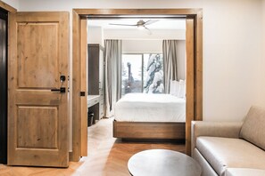 2 室のベッドルーム、デスク、アイロン / アイロン台、WiFi (無料)