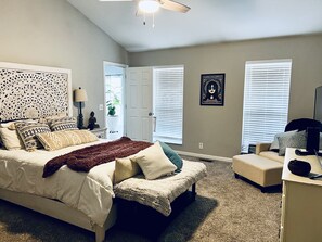 3 habitaciones, escritorio, wifi y ropa de cama 