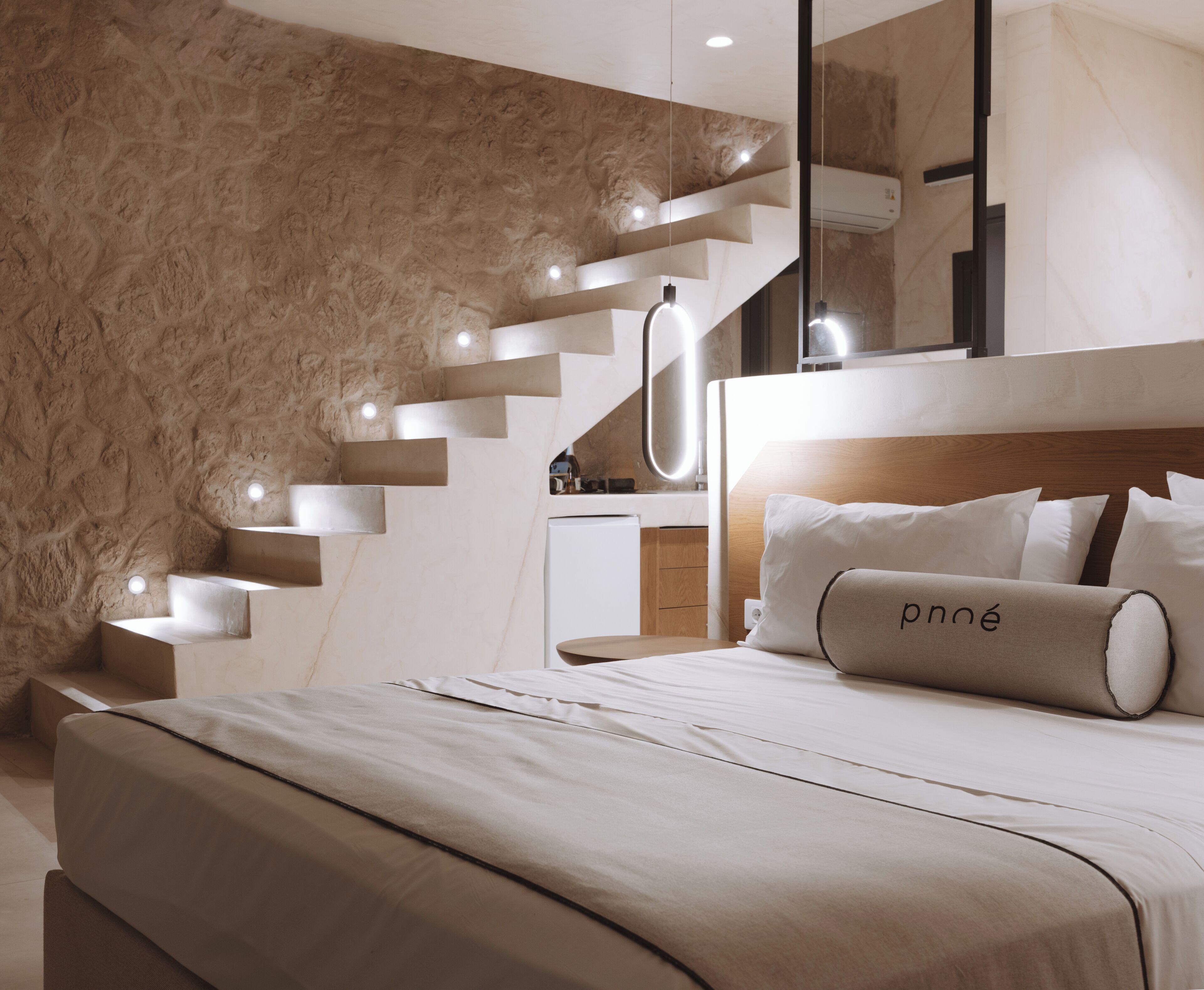 Photo - Pnoe Luxury Suites