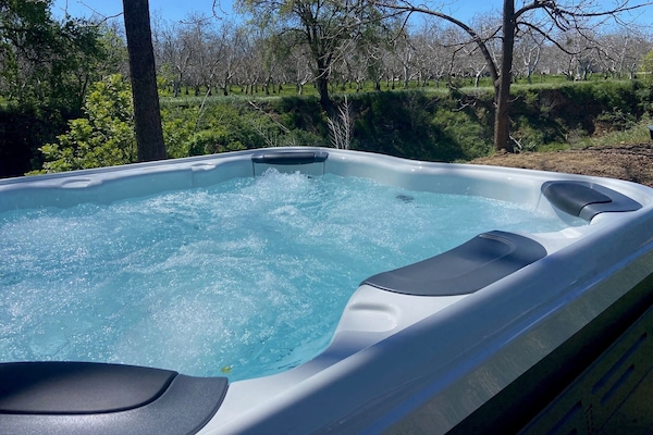 Bain à remous extérieur