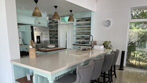 星評価なしの画像、3 / 25、ボタン