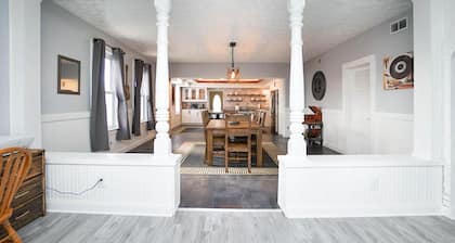 Penthouse Suite* 5-mins to Cedar Point