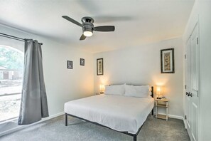 3 bedrooms, iron/ironing board, travel cot, free WiFi