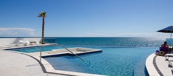 #1 sought-after Luxury 2B/2B -Encantame Towers: Best Views & Amply stocked