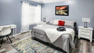 4 chambres, bureau, fer et planche à repasser, Wi-Fi