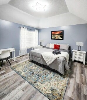 4 bedrooms, desk, iron/ironing board, WiFi