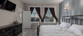 Jacobsen Luxury Loft