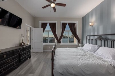 Jacobsen Luxury Loft