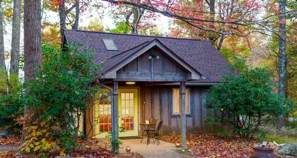 Hanging Rock Cabin -