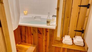 Dusj, boblebad, hårføner og håndklær