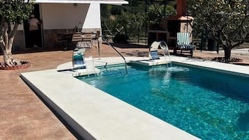 Piscine extérieure