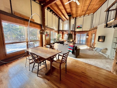 Lake cabin