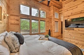 1 slaapkamer, een strijkplank/strijkijzer, gratis wifi, beddengoed