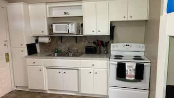 Fridge, microwave, coffee/tea maker, toaster
