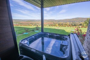 Bañera de hidromasaje exterior