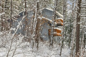 Exterior - Cozy Home Just Minutes from Town & Ski Resort (Whitefish)