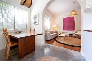 Interior - Lush Bondi Beach lifestyle 50m to beach w parking (Bondi Beach)