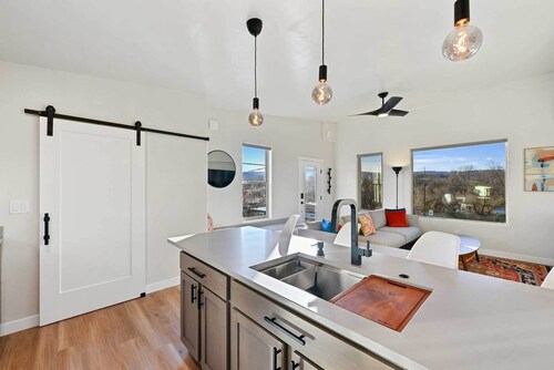 Grand Junction Home ~ 1 Mi to Downtown