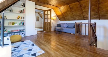 Gemütliches Ferienhaus mit Blick auf die Weinberge. Frühstücksservice möglich!