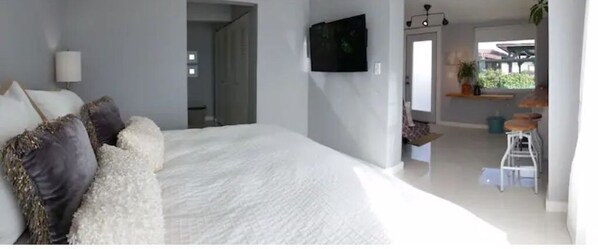 1 bedroom, desk, iron/ironing board, free WiFi