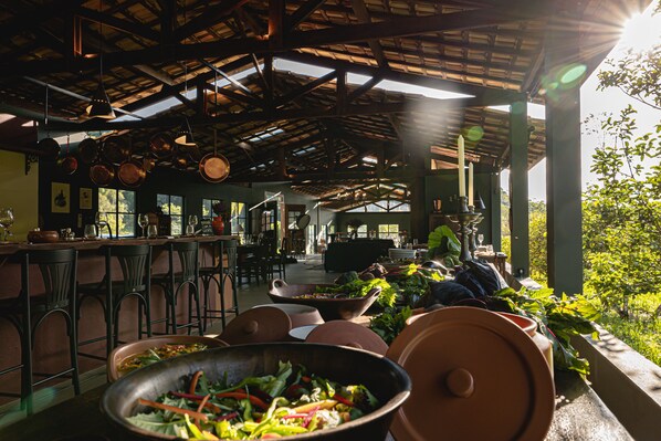 Free daily buffet breakfast - Reserva Mata Grande - Nature Park (Biritiba-Mirim)