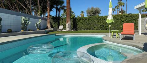 Piscina externa, piscina aquecida