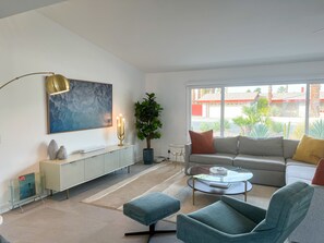 Smart TV, fireplace, video games, books