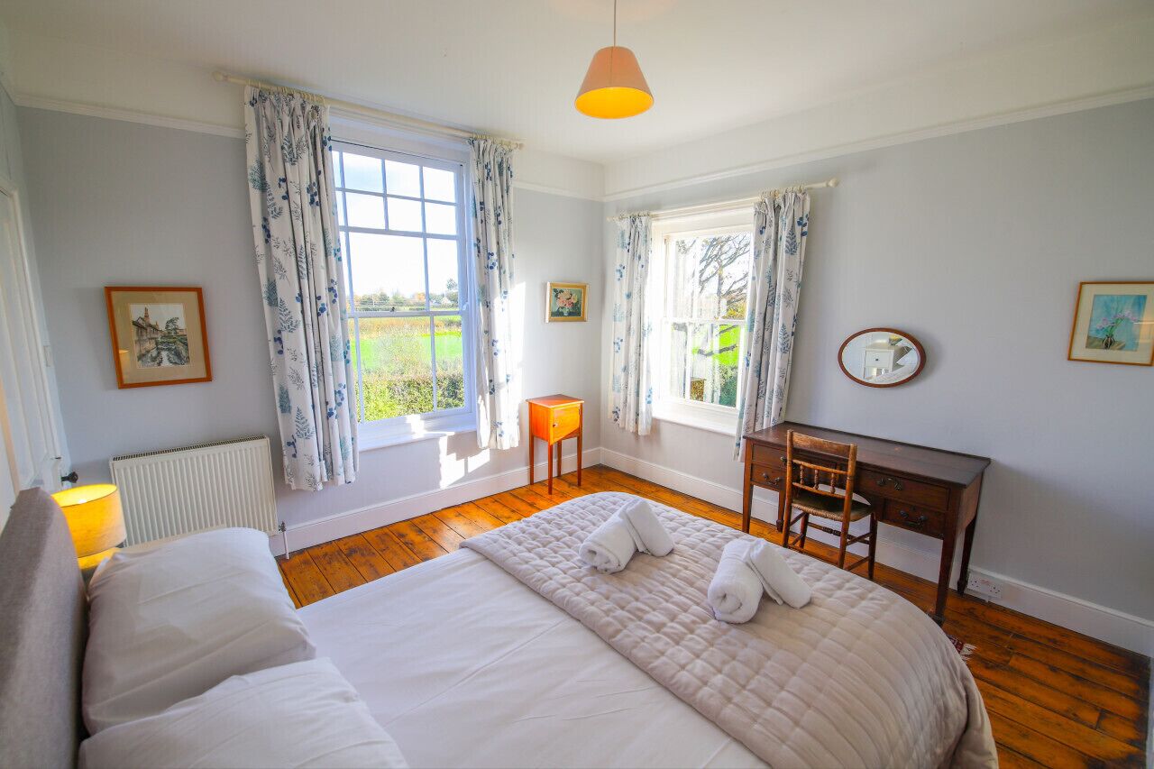 5 chambres, Wi-Fi gratuit, draps fournis