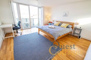 3 bedrooms, free WiFi, bed sheets