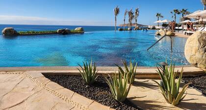 Ocean Front 3 Bdrm Penthouse at the beautiful Villa La Valencia.