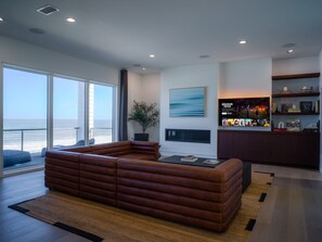 Smart-TV, peis, stereoanlegg og PC-skjermer