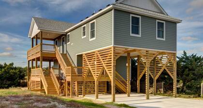 Cozy 1 BRM+ in newly built house right on the canal.