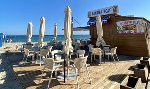 Outdoor dining - APARTBEACH SALOU BEACH 742 (Salou)