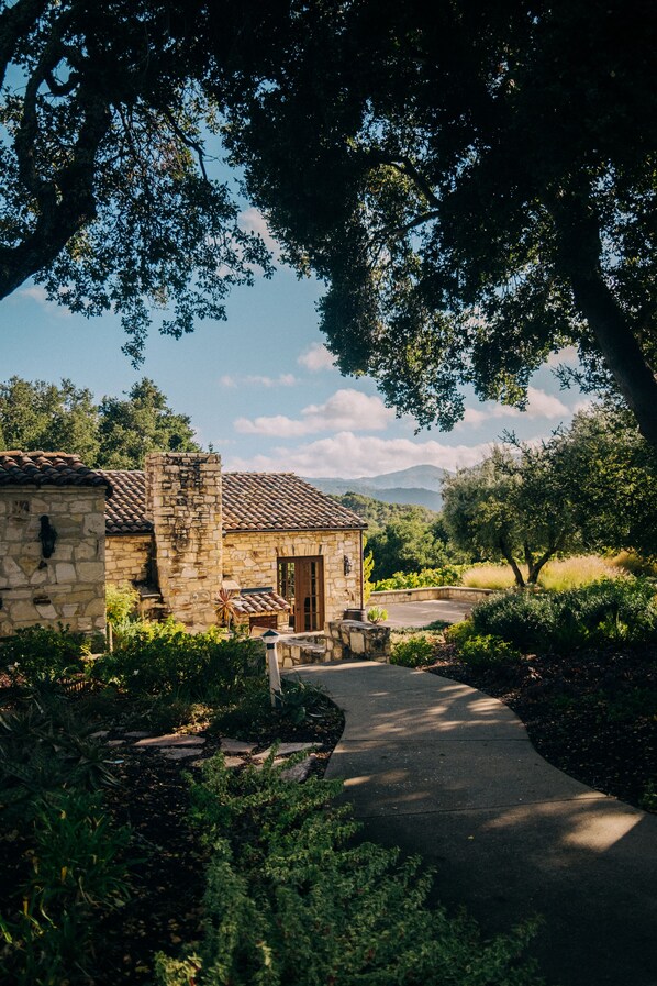 Exterior - Holman Ranch Estate Vineyard & Winery (Carmel Valley)